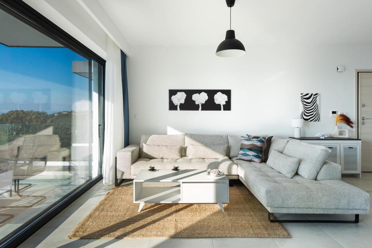 Aquarama Pool Apartments Ixia  Exteriör bild